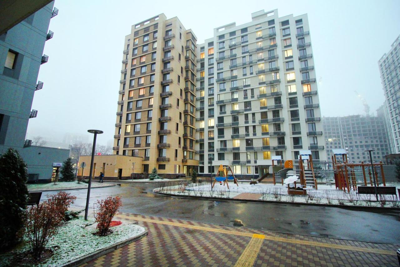Стильные апартаменты в лучшем ЖК Алмати Екстер'єр фото